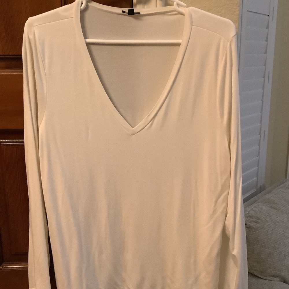 Cream fitted long sleeve T shirt